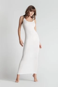 Maison Close Robe Longue - La Femme Amazone -Boutique De Lingerie Sexy 608922 la femme amazone ivoire 1876